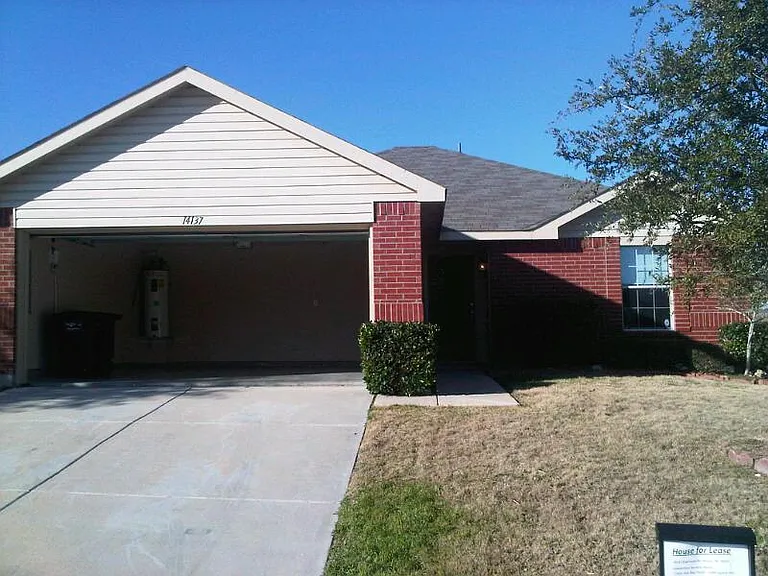 14137 Esperanza Dr — Photo 8