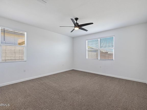 4th image of 2421 W SABLE Avenue