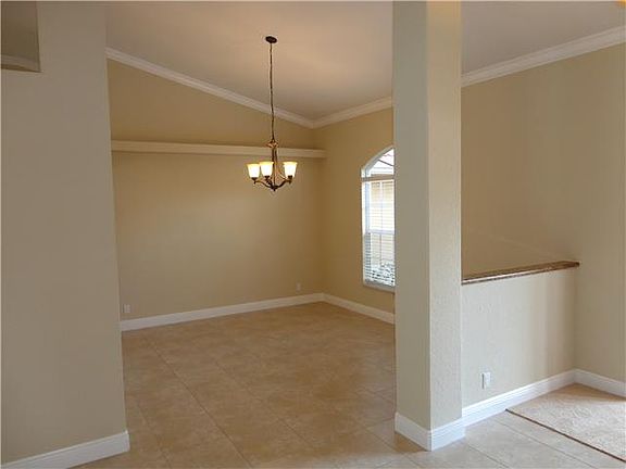 5th image of 4272 SW Karluk Dr