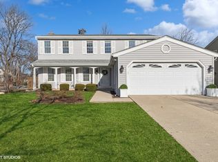 3064 Crestwood Ln, Glenview, IL