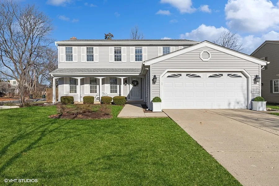 3064 Crestwood Ln photo 1