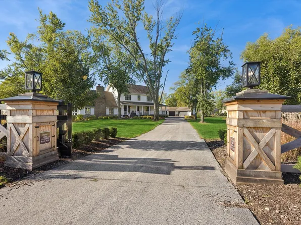 16W185 89th St, Burr Ridge, IL 60527