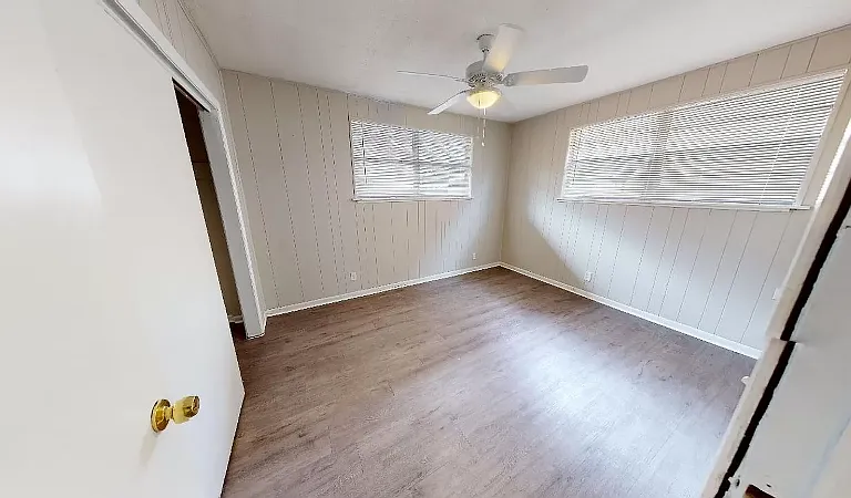 5687 Atlee Ave — Photo 10