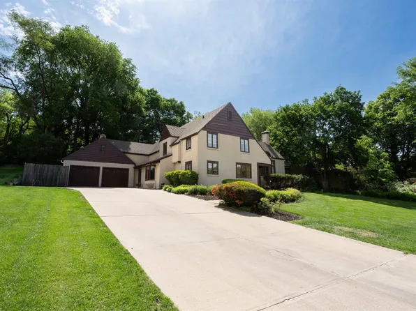 4638 Country Club Blvd, Sioux City, IA 51104