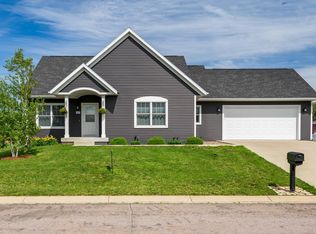 411 2nd Ave SE, Spring Grove, MN 55974