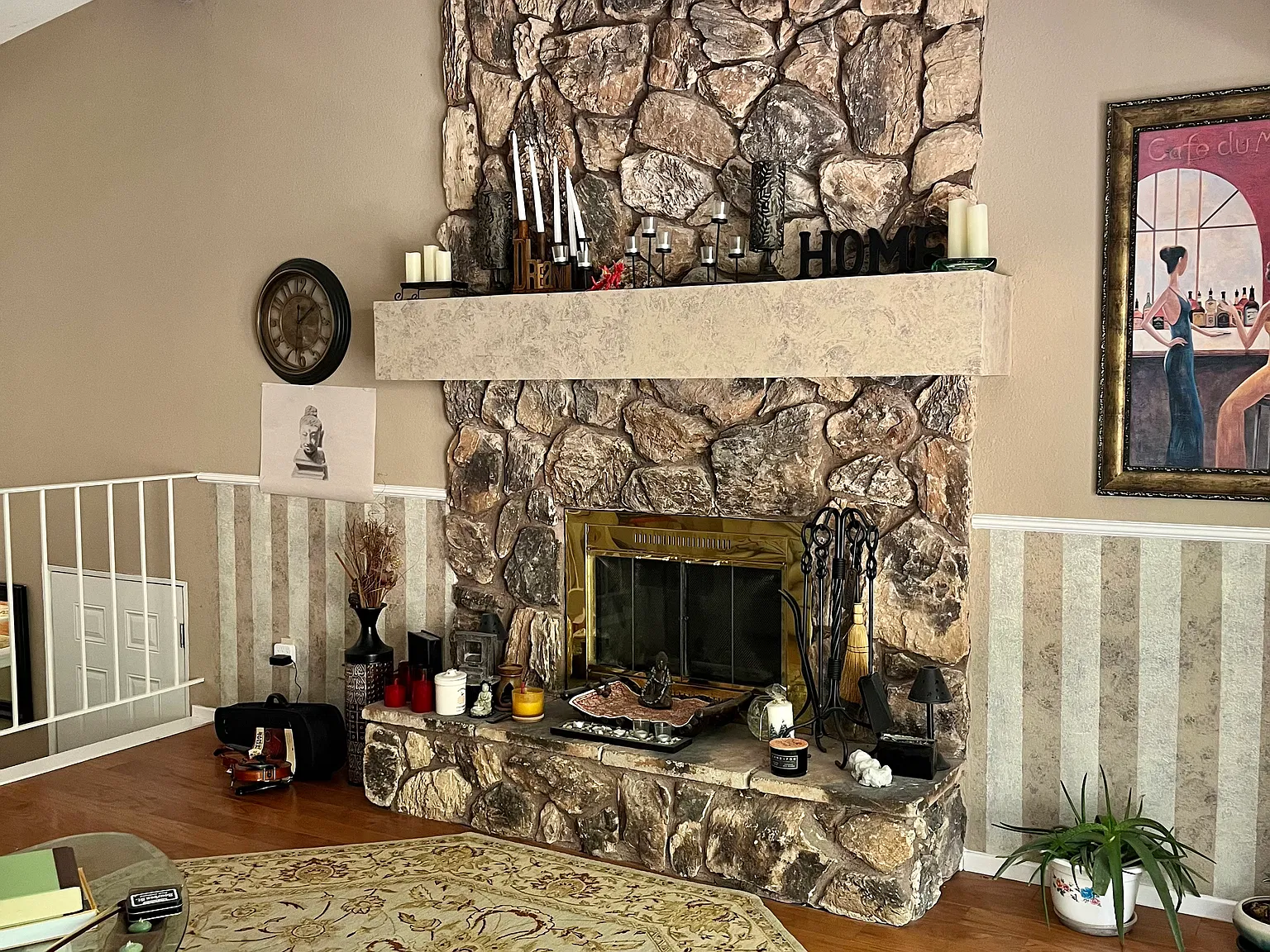 3 bed, 1352 sqft, $2,500 — Photo 2