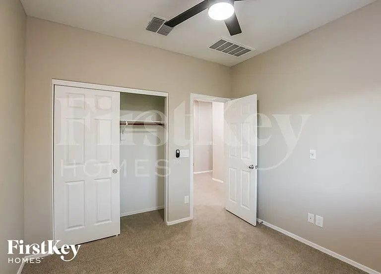 4085 W Coles Rd — Photo 9