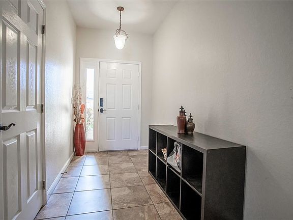 3rd image of 2941 Langdon Ln S