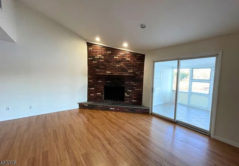 306F Lake Shr S #F — Photo 2