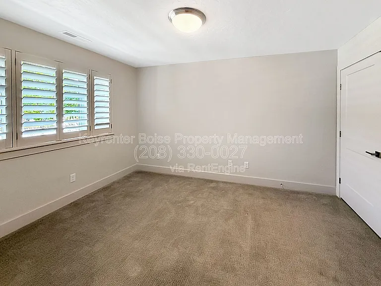 3033 S Trailwood Way — Photo 13