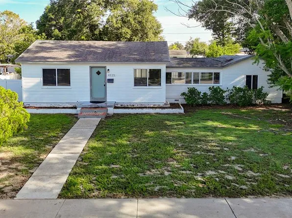 4935 17th Ave N, Saint Petersburg, FL 33710