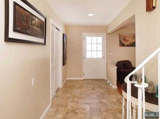 77 Brookview Dr, Woodcliff Lake, NJ 07677