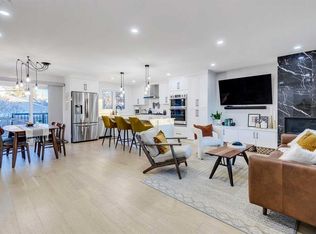 4528 W Vegas Rd NW, Calgary, AB T3A 0N1