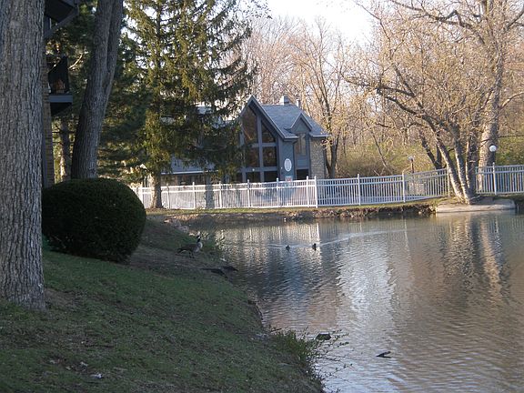 4th image of 1952 Washington South Dr
