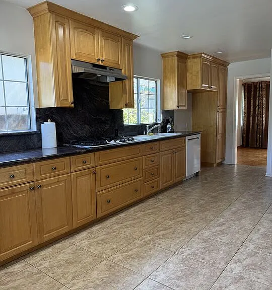 5412 Hazeltine Ave — Photo 24