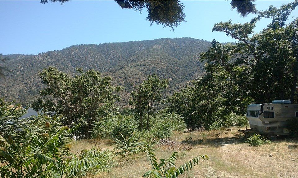 1st image of 4240 Willow Trl