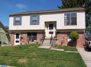 35 W Beechwood Ave, Oaklyn, NJ 08107