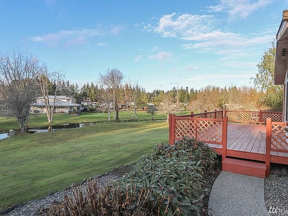 3rd image of 528 NW Silver Glen Ln #31