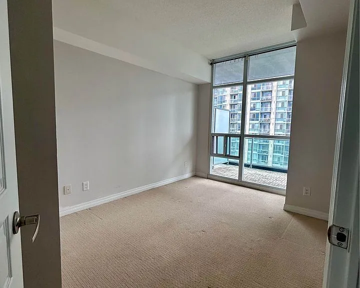 223 Webb Dr #2511 — Photo 8