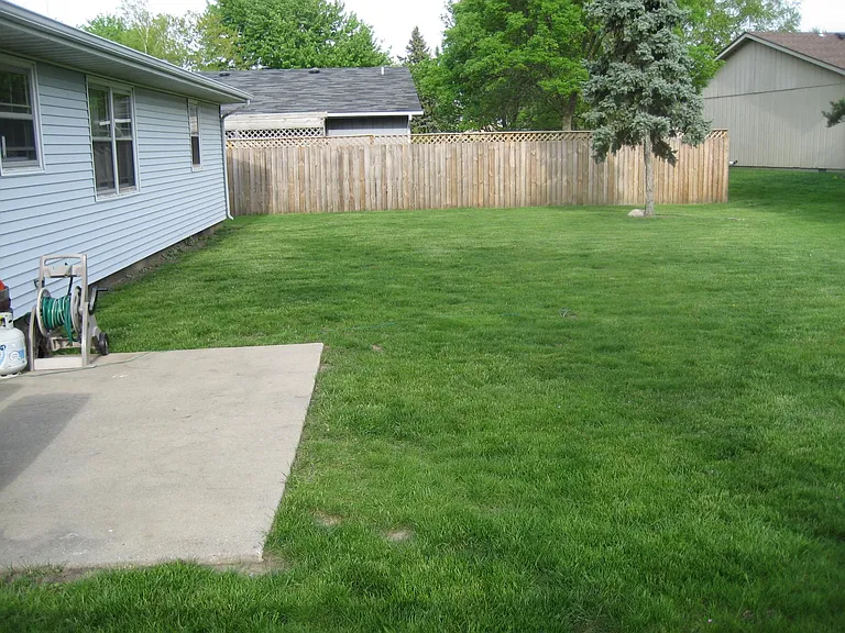 2007 Sumac Dr — Photo 9