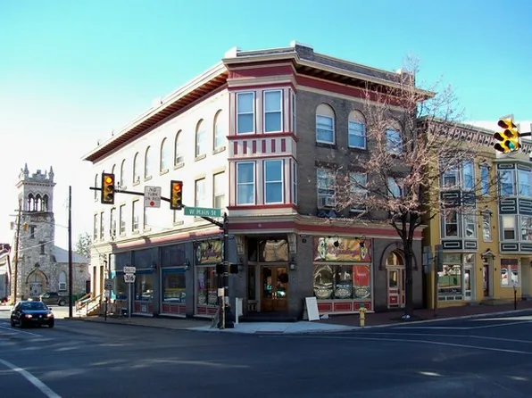 104 W Main St #33, Waynesboro, PA 17268