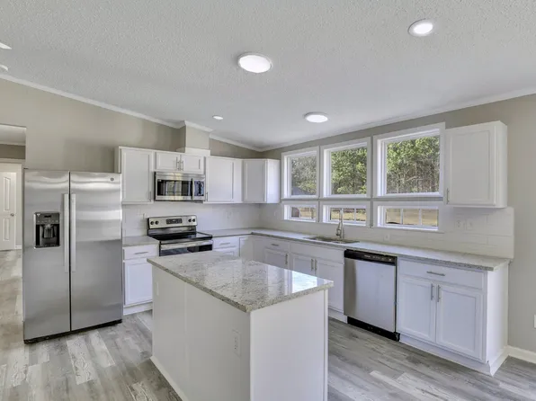 109 Roberts Rd, Summerville, SC 29483