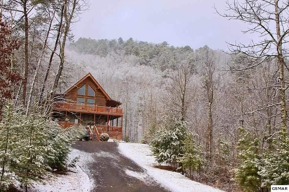 Rising Wolf Lodge