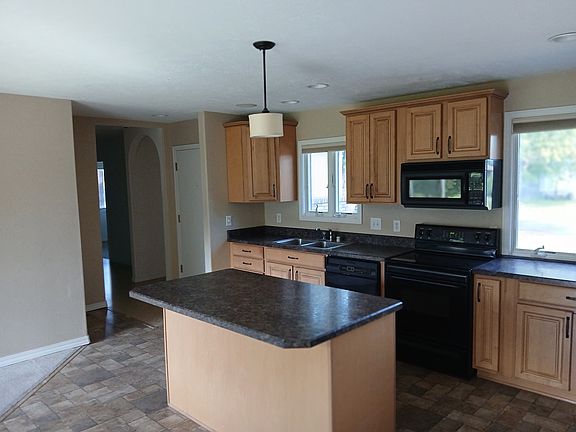 4th image of 4424 6th Ave S