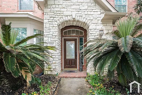 5810 Misty Island Ct — Photo 38