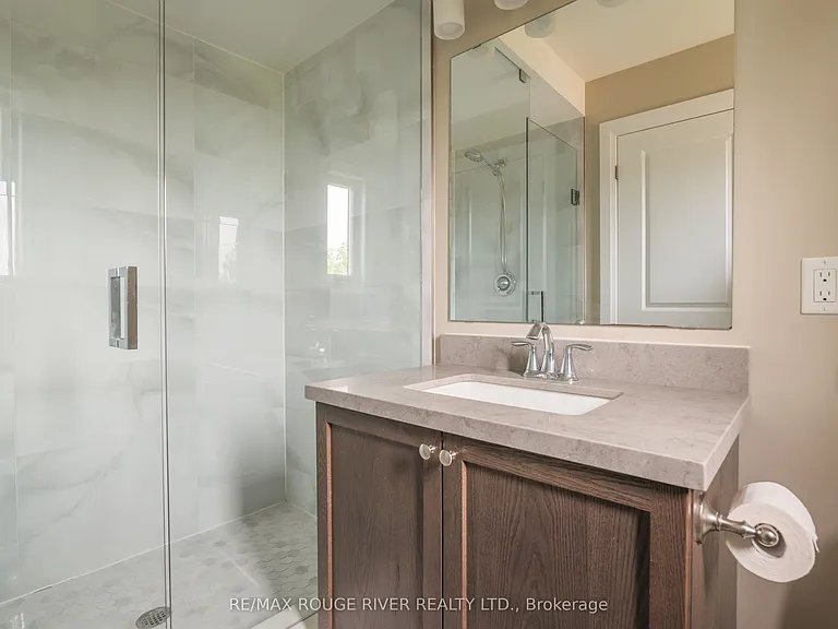 453 Mahogany Ct — Photo 20