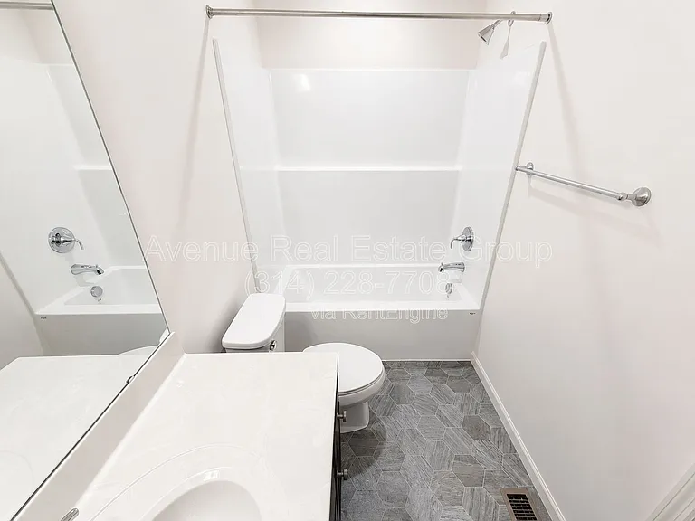 31 Wingtip Ct — Photo 12