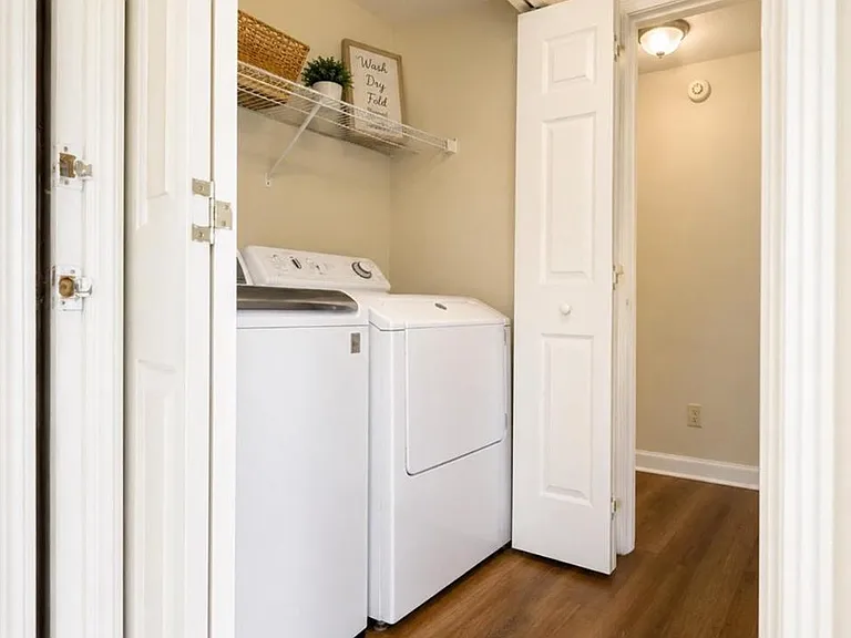 1630 Green Oak Cir — Photo 27
