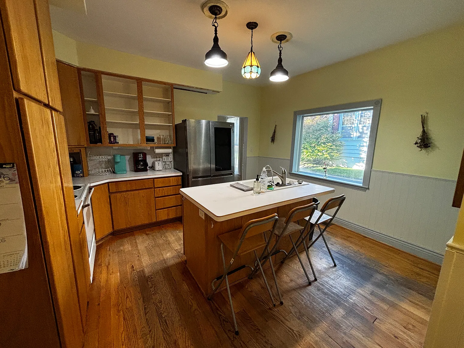 4 bed, 2.5 bath, 3128 sqft, $2,500 — Photo 3