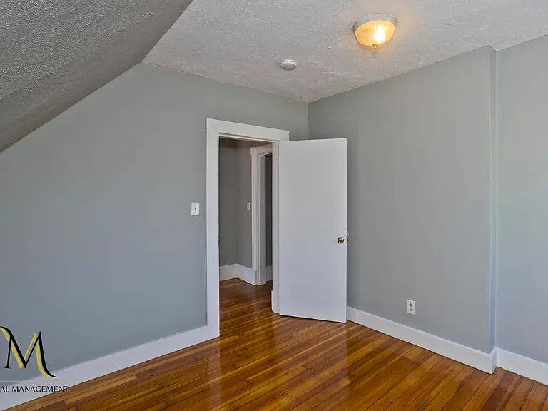 122 Fort Pleasant Ave #3 — Photo 17