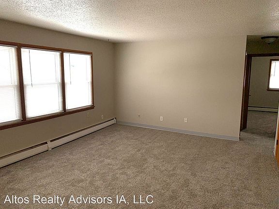 4th image of 2221 63rd St APT 201