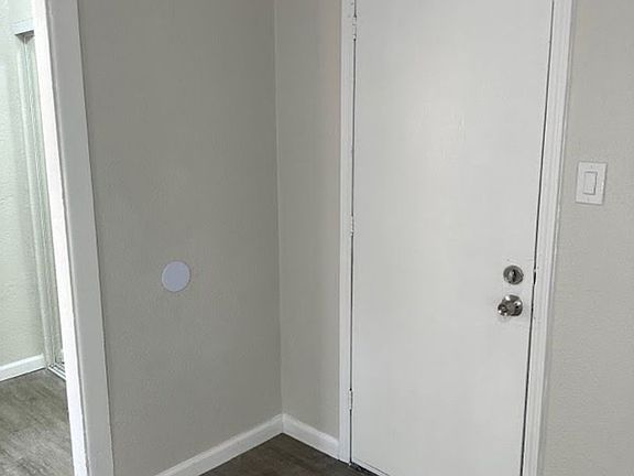 5th image of 5606 S Figueroa St #13A