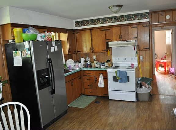 4th image of 3244 Doverside Dr