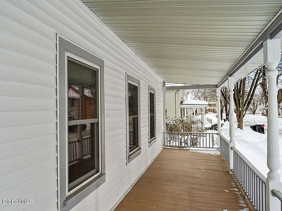 5th image of 6 Sarella Street