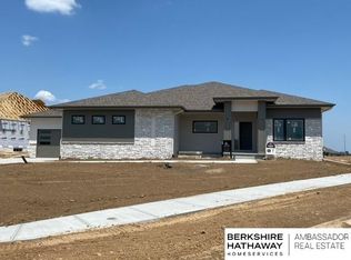 12719 S 79th St, Papillion, NE 68046