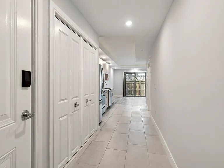 1222 N Marshall St #102A — Photo 5