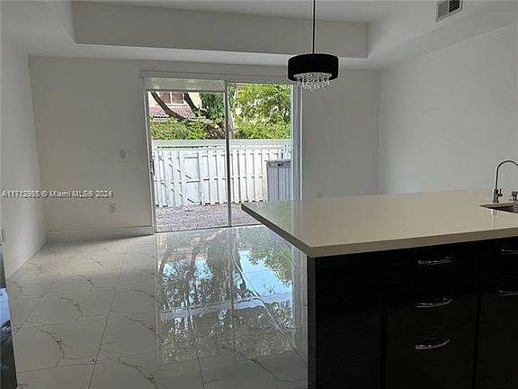 4th image of 10929 NW 43rd Ln #0