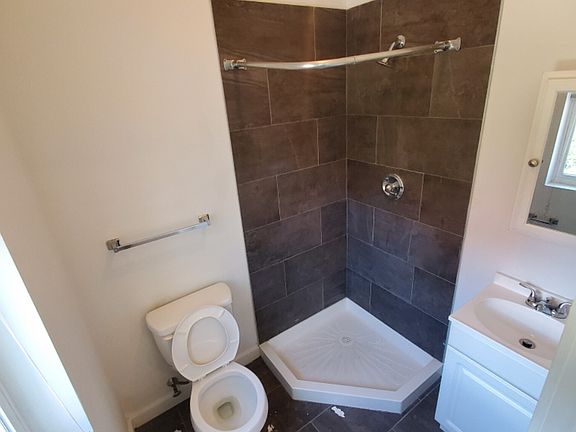 4th image of 1544 N Willington St APT 3