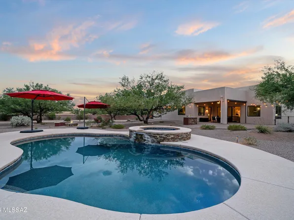 2416 N Barnwall Ct, Tucson, AZ 85749