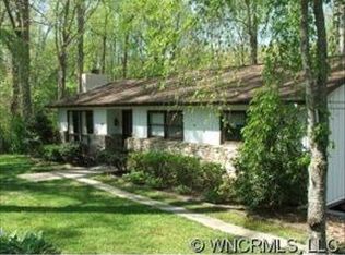 57 Sunset Horizon Ln, Hendersonville, NC 28791