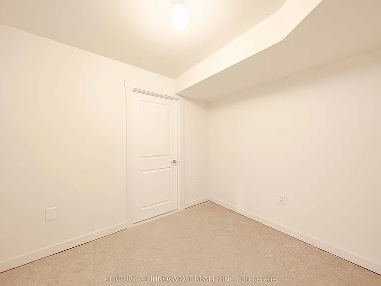 2057 Horace Duncan Cres #BASEMENT — Photo 16