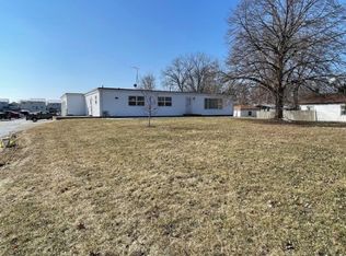 1419 5th Ave, Aurora, IL 60504