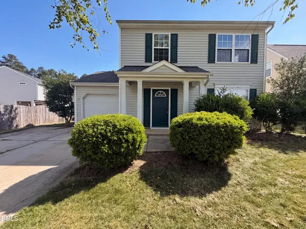 104 Valley Glen Dr, Morrisville, NC 27560