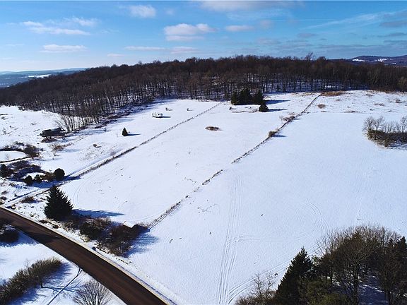 4th image of 41-42 Hamden Hill Rd