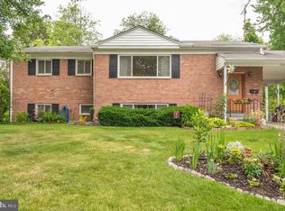 7012 96th Pl, Lanham, MD 20706