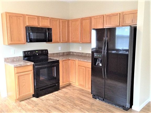 4th image of 9406 Lago Mar Ct